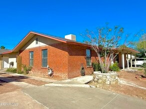 13373 Greendale in El Paso, TX - Building Photo - Building Photo