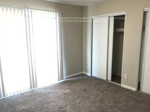 7120 E Broadway Rd in Mesa, AZ - Building Photo - Building Photo