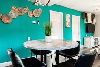 4327 17th Ave S in St. Petersburg, FL - Building Photo - Building Photo