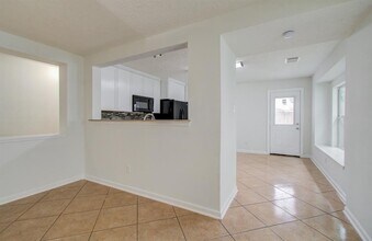11123 Wild Goose Dr in Tomball, TX - Building Photo - Building Photo