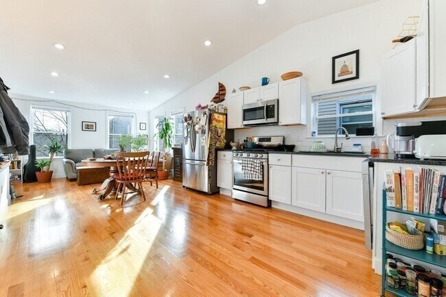 property at 236 Havre St