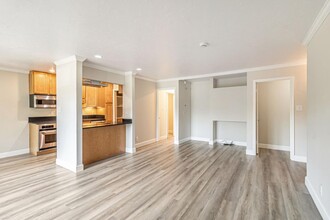 4175 George Ave in San Mateo, CA - Building Photo - Building Photo
