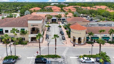 4703 Artesa Wy E in Palm Beach Gardens, FL - Building Photo - Building Photo