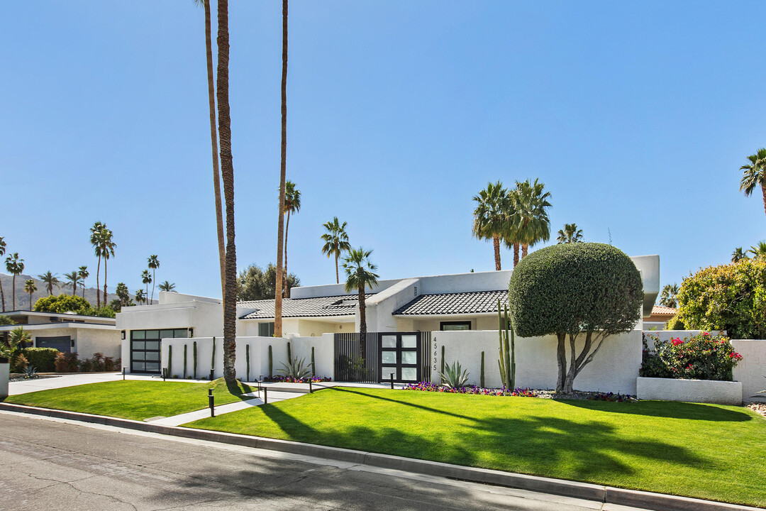 45635 Camino Del Rey in Indian Wells, CA - Foto de edificio