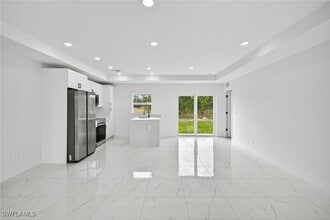 1108 Eauclaire St E in Lehigh Acres, FL - Building Photo - Building Photo