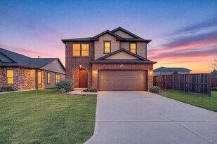 3322 Nila Crk Dr in Spring, TX - Building Photo