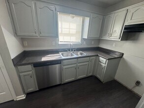 10101 Stephenson Ln in Olive Branch, MS - Building Photo - Building Photo