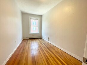 259 North St, Unit 2 in Boston, MA - Foto de edificio - Building Photo