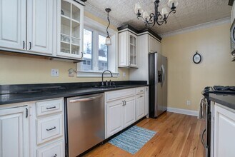 308 Ballston Ave in Saratoga Springs, NY - Building Photo - Building Photo