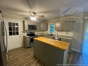 5408 S Sumac Cir in Fayetteville, NC - Building Photo - Building Photo