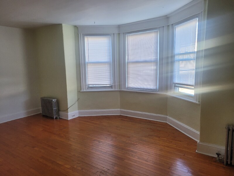 6208 Lansdowne Ave Photo