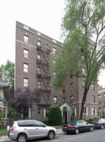 200 E 19th St Apartamentos