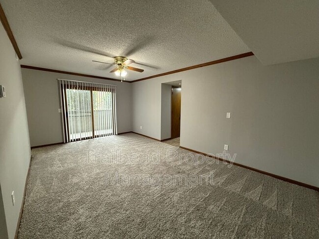 3409 NW Duncan Rd in Blue Springs, MO - Building Photo - Building Photo