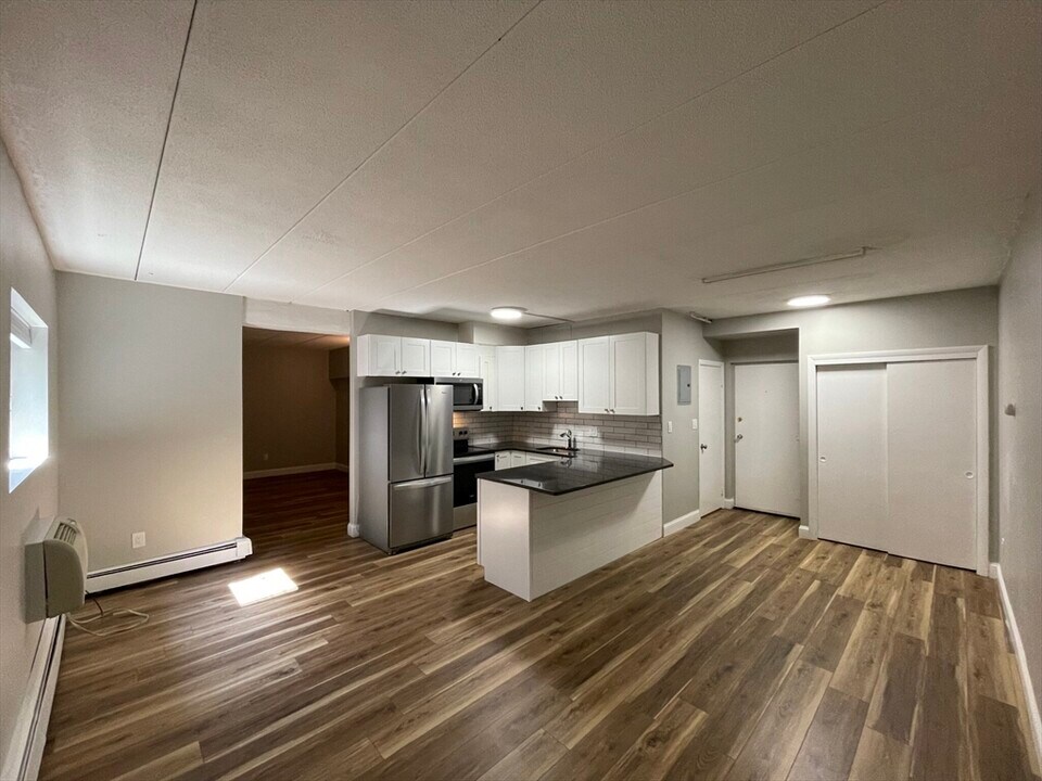 24 Highland Ave in Cambridge, MA - Building Photo