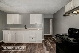 2406 Indianapolis Ave in Indianapolis, IN - Building Photo - Building Photo