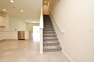 3159 Emerald Acrs Ln in Sanford, FL - Building Photo - Building Photo