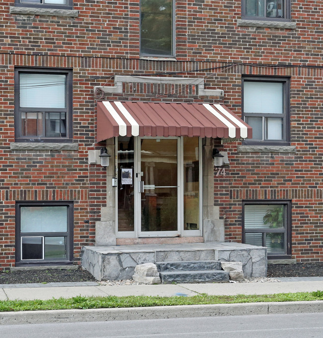 74 Stinson St in Hamilton, ON - Building Photo - Building Photo