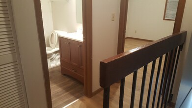 858 Woodgate Dr in St. Paul, MN - Foto de edificio - Building Photo