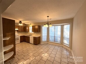 7426 Barn Stone Dr in Charlotte, NC - Building Photo - Building Photo