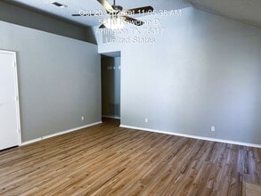 5318 Rowcrop Dr in Arlington, TX - Building Photo - Building Photo