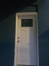 546 Railroad St in Turtle Creek, PA - Building Photo - Building Photo