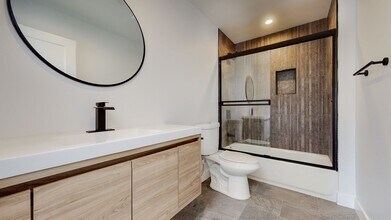 1433 Westmoreland Ave in Los Angeles, CA - Building Photo - Building Photo