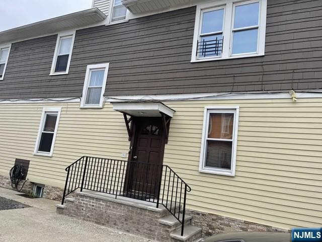 130 Ray St in Garfield, NJ - Building Photo - Building Photo