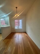 27 Excelsior Ct in Oakland, CA - Building Photo - Building Photo