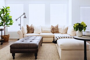 Sandridge Village in Clearfield, UT - Building Photo