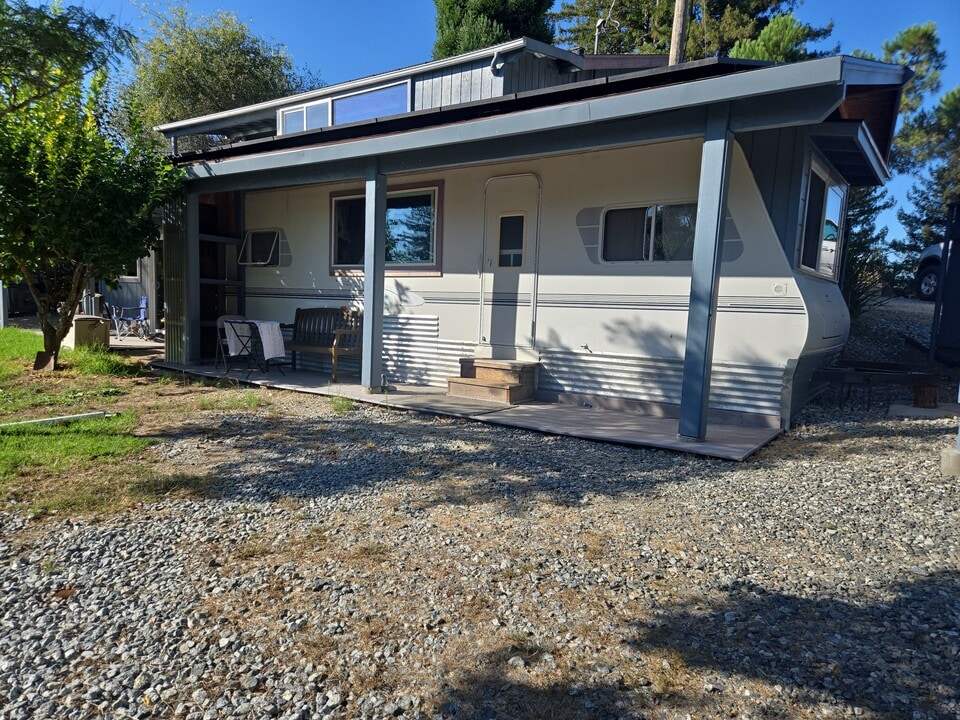 865 Granite Ridge Dr, Unit Tiny house trailer in Santa Cruz, CA - Building Photo