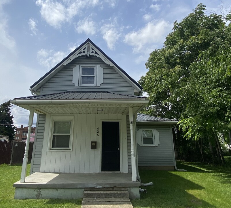 426 Western Ave in Washington Court House, OH - Building Photo