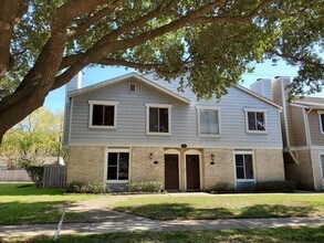 748 Memorial Mews St in Houston, TX - Building Photo - Building Photo