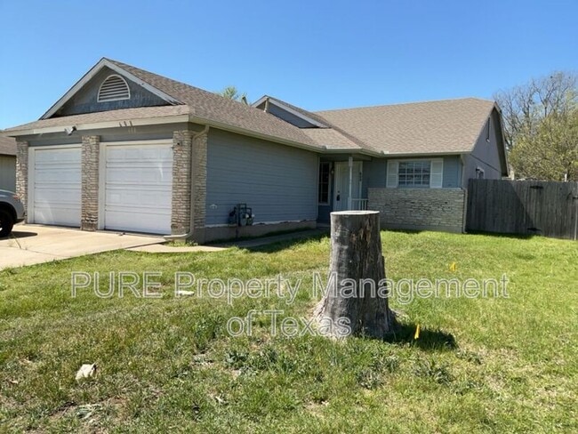 608 Greenlawn Blvd in Round Rock, TX - Building Photo - Building Photo