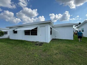 2397 SW Congress Blvd in Boynton Beach, FL - Building Photo - Building Photo