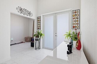 3705 Kelsey St in Ft. Myers, FL - Foto de edificio - Building Photo