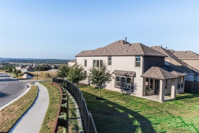 8100 Copper Prairie Bend in Lago Vista, TX - Building Photo - Building Photo