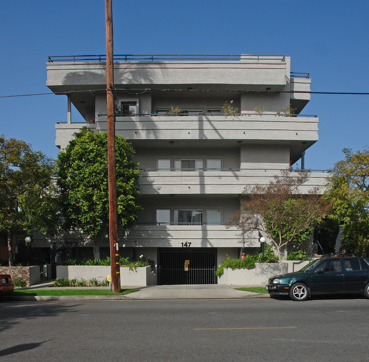 147 Oak Knoll Ave in Pasadena, CA - Foto de edificio