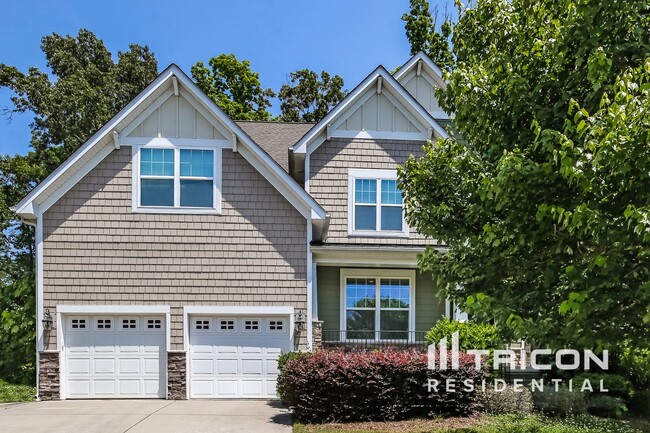 property at 3821 Litchfield Dr