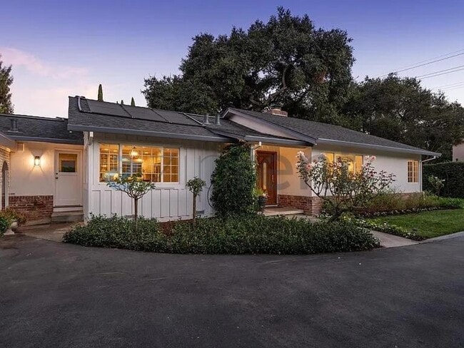 property at 27 Victoria Dr