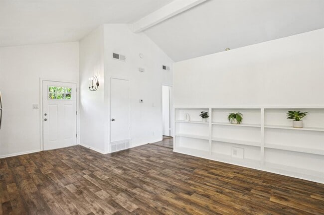 property at 101 Blue Ridge Trail