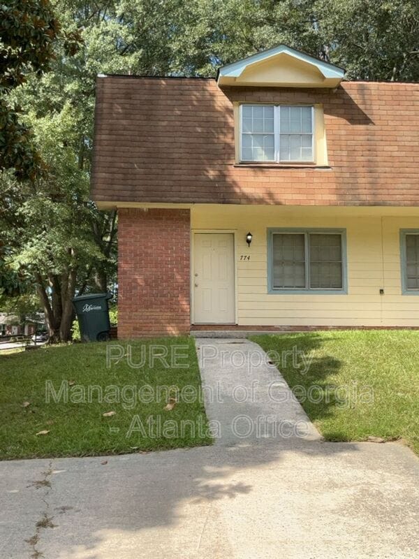 property at 774 Rogers Way SW
