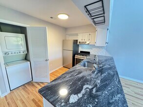2 Stowe Ct, Unit 6 in Vernon, NJ - Building Photo - Building Photo
