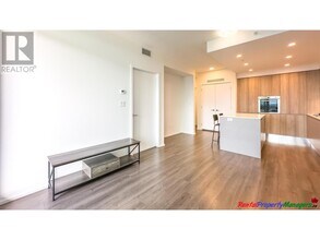 3809-3809 Evergreen Pl in Burnaby, BC - Building Photo - Building Photo