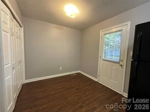 206 W 15th St in Newton, NC - Building Photo - Building Photo