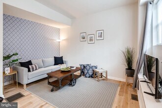 2061 Kater St in Philadelphia, PA - Building Photo - Building Photo