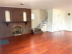 44 Fisher Ave in Tuckahoe, NY - Building Photo - Building Photo