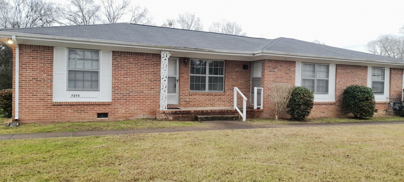 7273-7275 Valley Ln in Middle Valley, TN - Building Photo