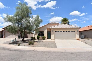 2112 Calle Sabo in Sierra Vista, AZ - Building Photo