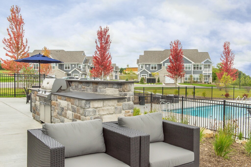 Drexel Ridge Apartments in Oak Creek, WI