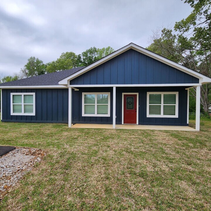 3262 Farm to Market 1275 in Nacogdoches, TX - Building Photo